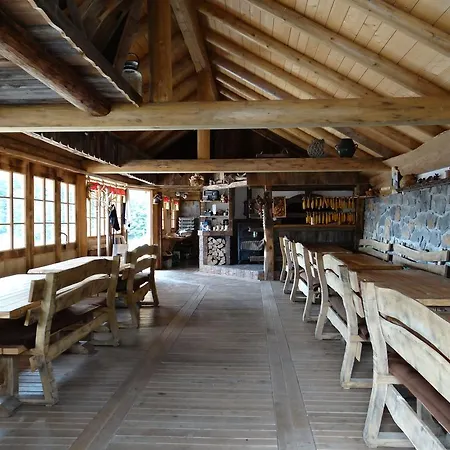 Trebusak Laze v Tuhinju