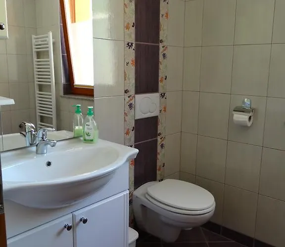 Trebusak Laze v Tuhinju