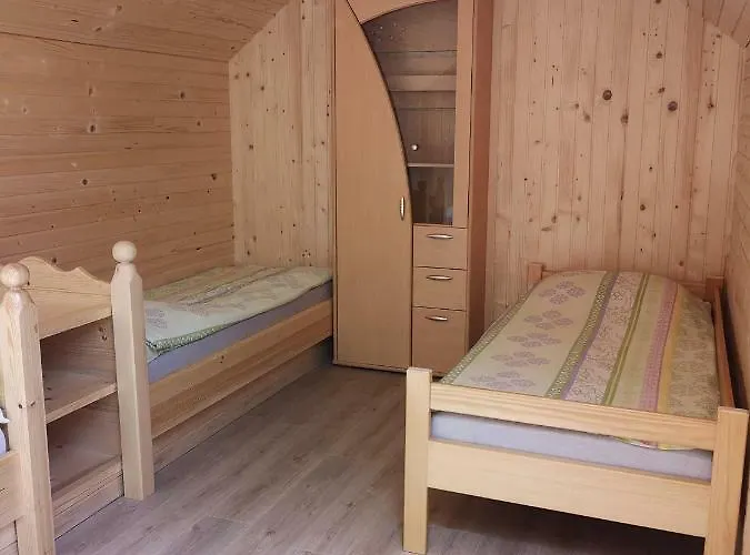 Apartament Trebusak Laze v Tuhinju